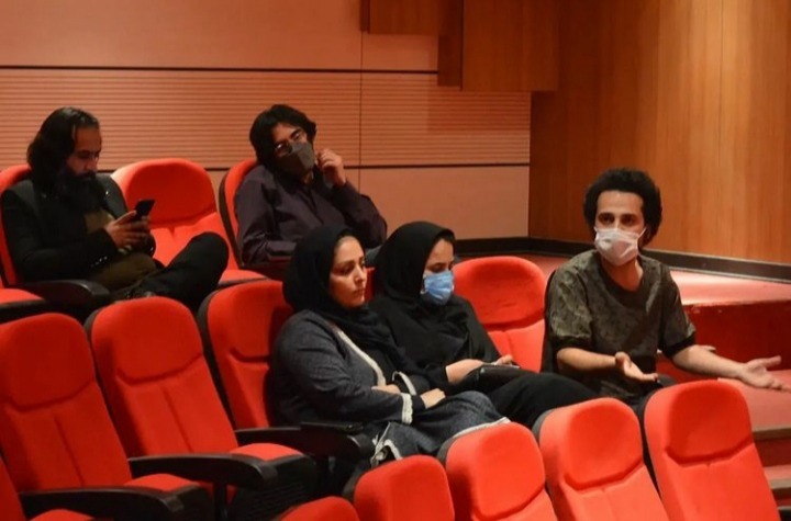 نشست هم&zwnj;اندیشی هنرمندان تئاتر قم 