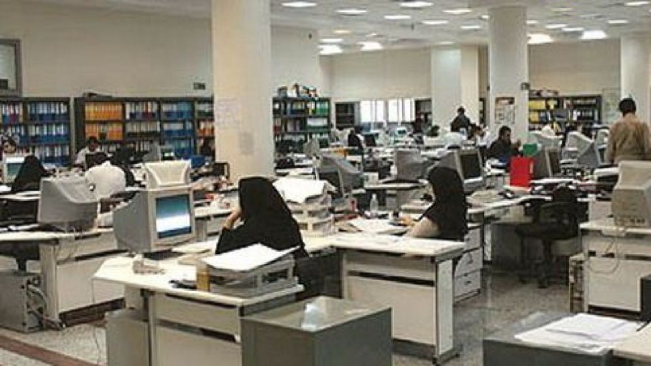 اعمال محدودیت برای کارمندان واکسن نزده در استان قزوین