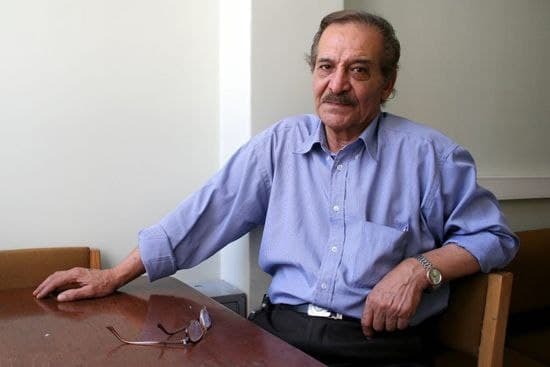 سیامک اطلسی