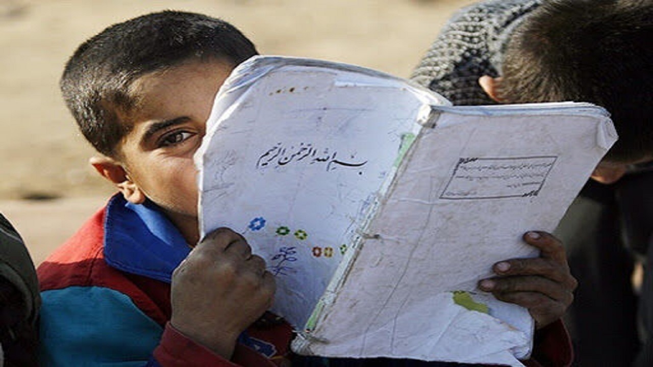 توزیع  ۶۰ دستگاه تبلت بین دانش آموزان نیازمند شهرستان چوار