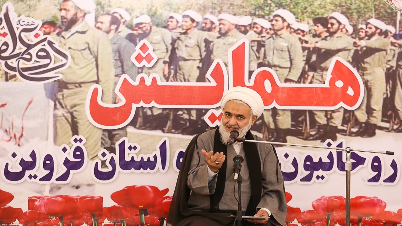 برگزاری همایش روحانیون رزمنده در استان قزوین