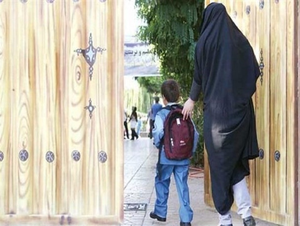 ابلاغ بخشنامه تحویل مدارک تحصیلی دانش آموز به والدین