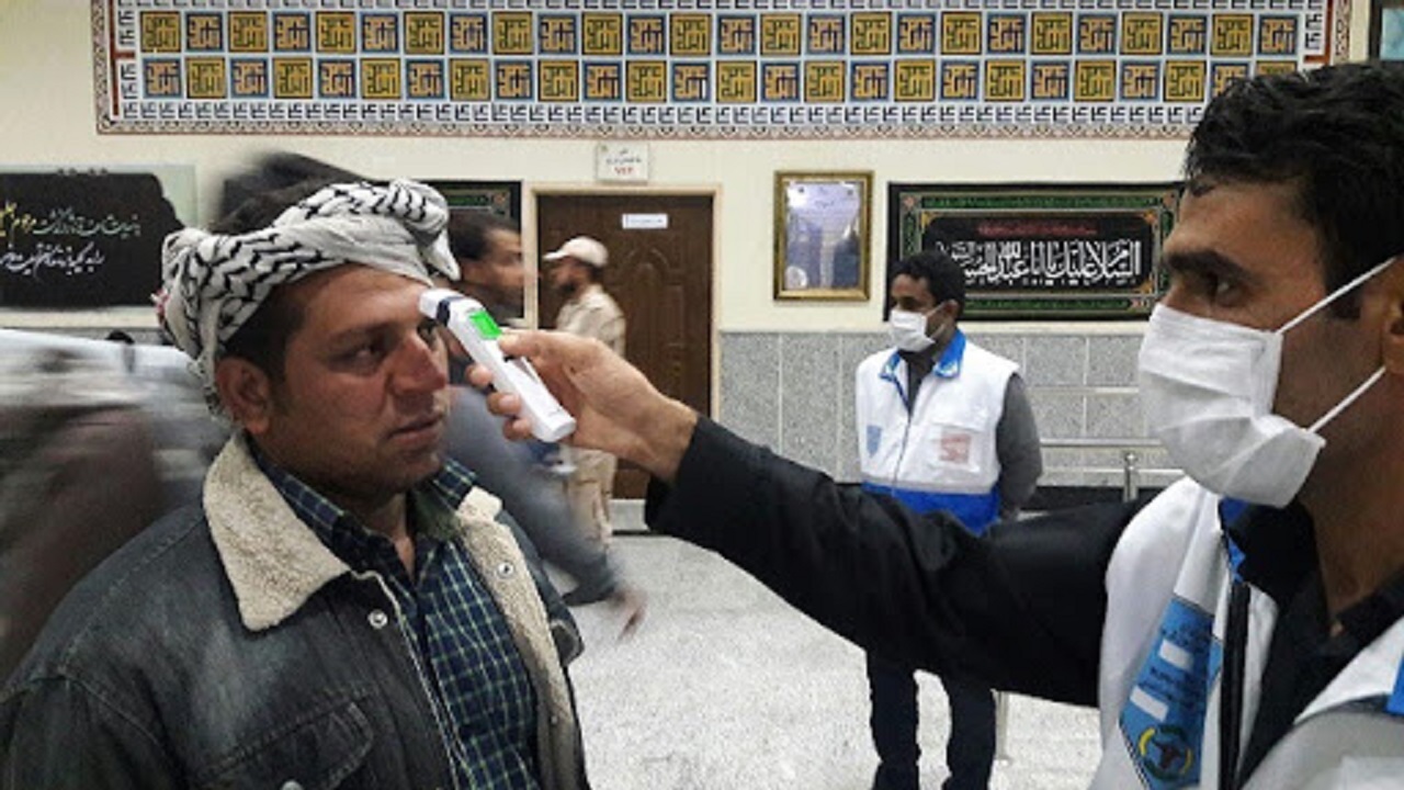 زائران بازگشتی از مرز مهران تحت غربالگری قرار می‌گیرند