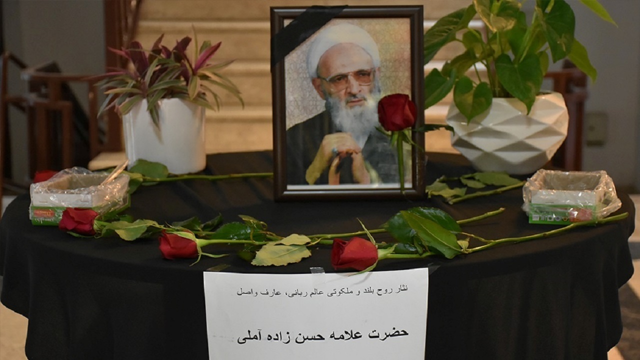 پیکر علامه حسن زاده فردا خاکسپاری می‌شود
