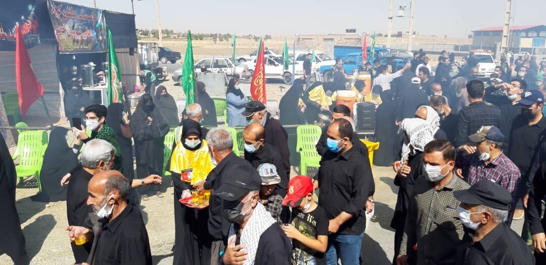 عرض ارادت جاماندگان اربعین در زادگاه امام راحل