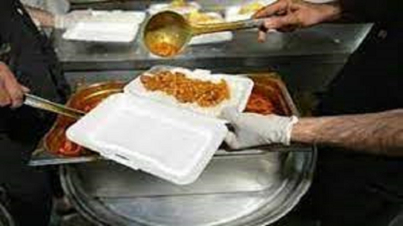 طبخ و توزیع ۲۰۰۰ پرس غذای گرم درشهرستان اهر