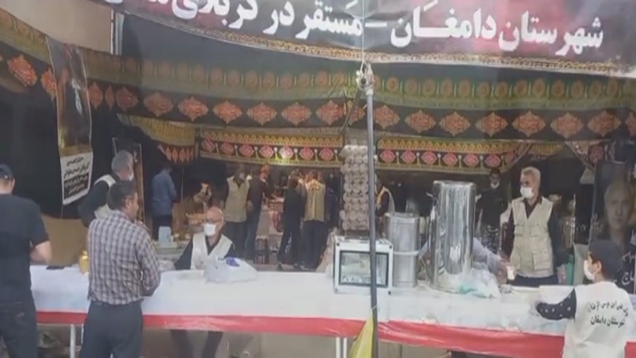 ادای احترام موکب داران دامغانی به سالار شهیدان در روز اربعین + فیلم