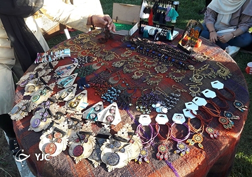 نمایشگاه صنایع دستی و زینتی 
