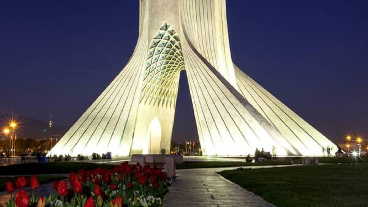 موقعیت تهران نقش مهمی در ایجاد همکاری با کشور‌های همسایه دارد
