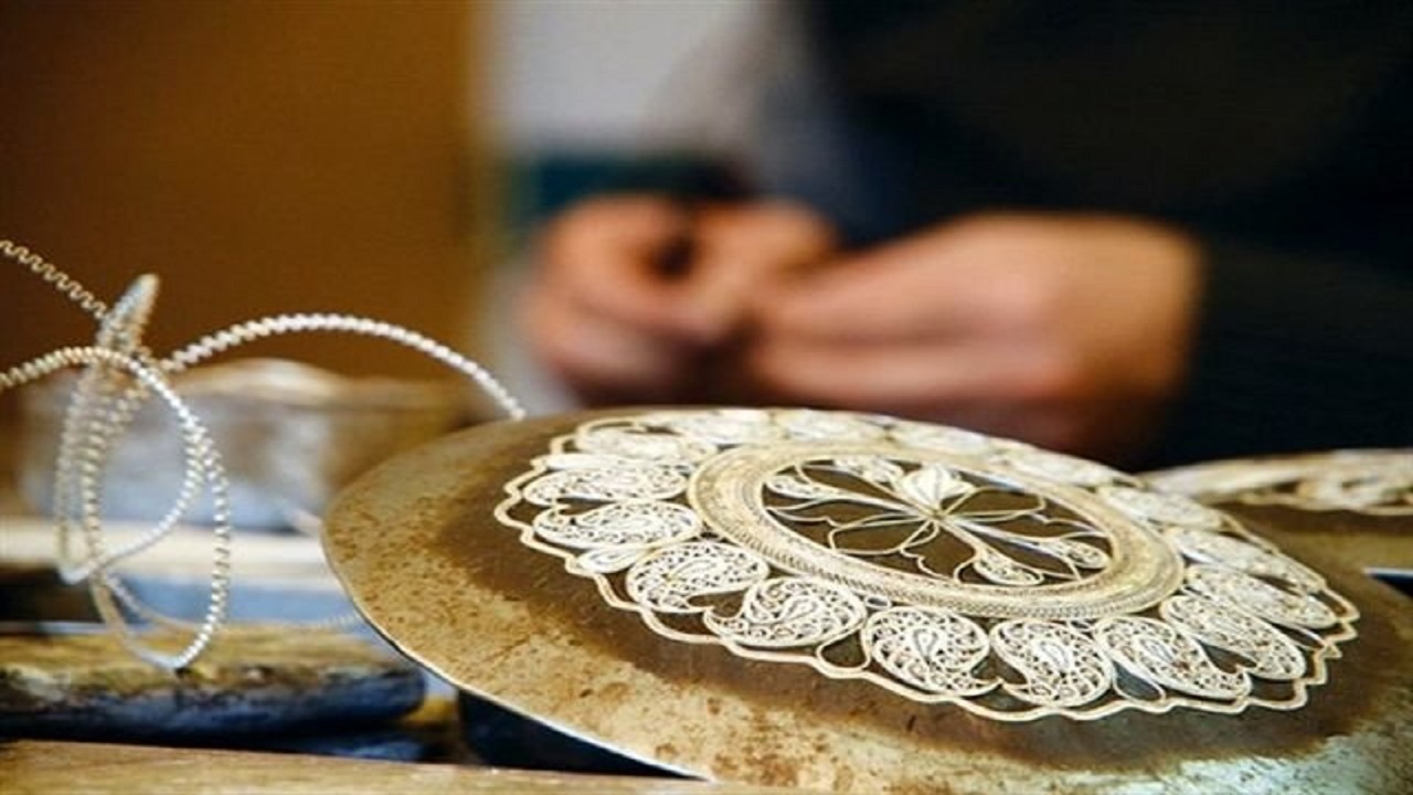 ارسال ۴۵ اثر هنری به دبیرخانه نشان ملی صنایع‌دستی زنجان