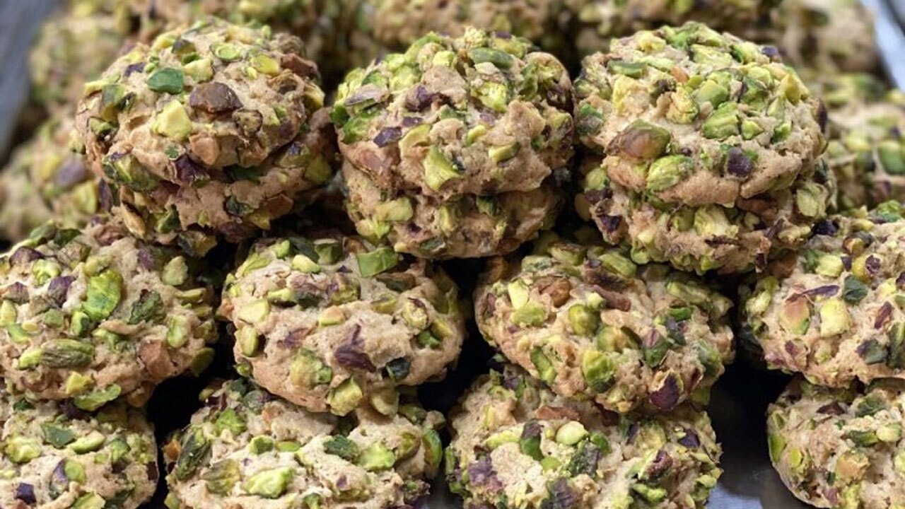 طرز تهیه کوکی پسته‌ای + فیلم