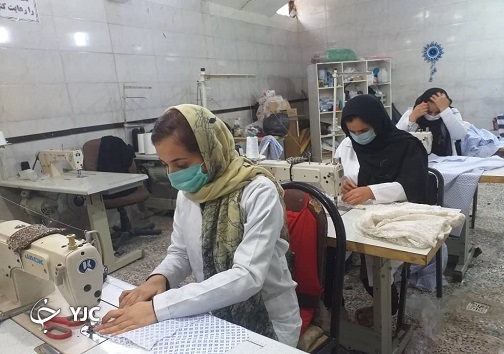 دوخت لباس با دستان توانمند بانوان گتوندی