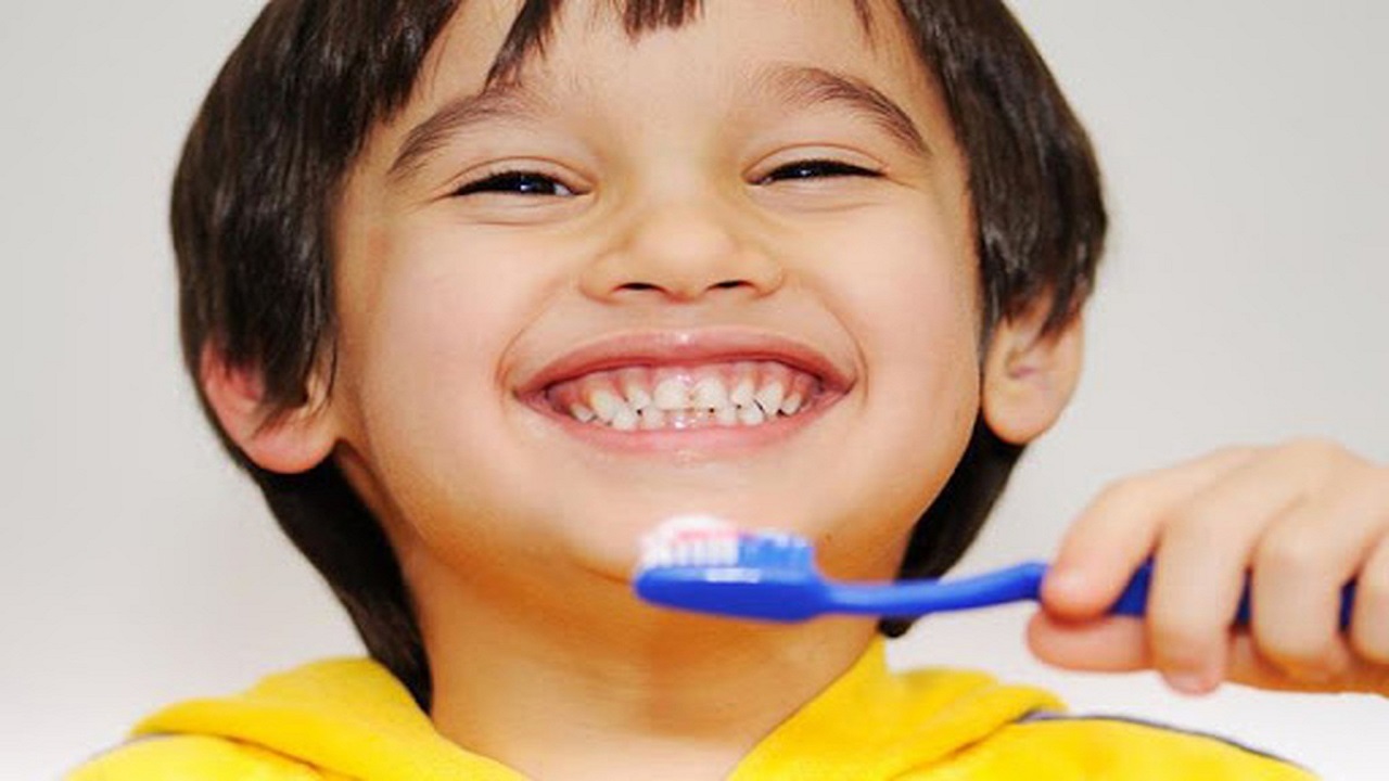 اهمیت بهداشت و سلامت دهان و دندان به ویژه در دوران کودکی