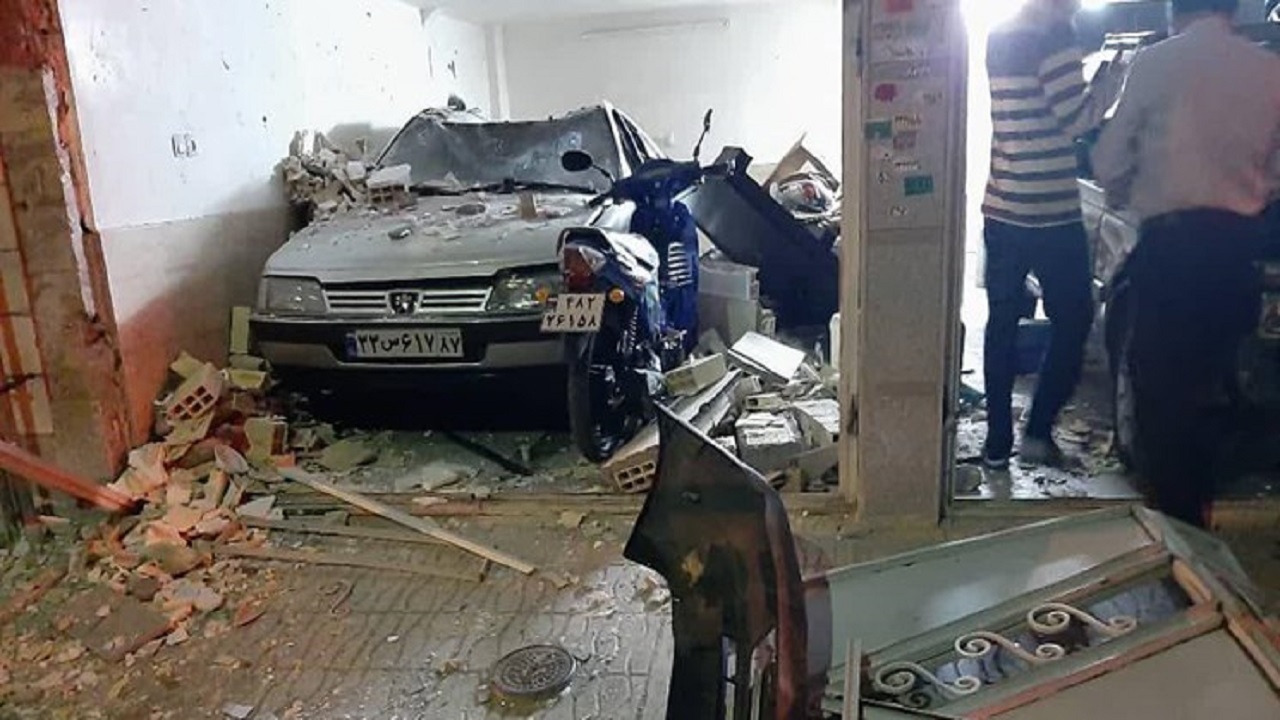 انفجار مخزن گاز خودرو در زنجان ۳ مصدوم برجای گذاشت