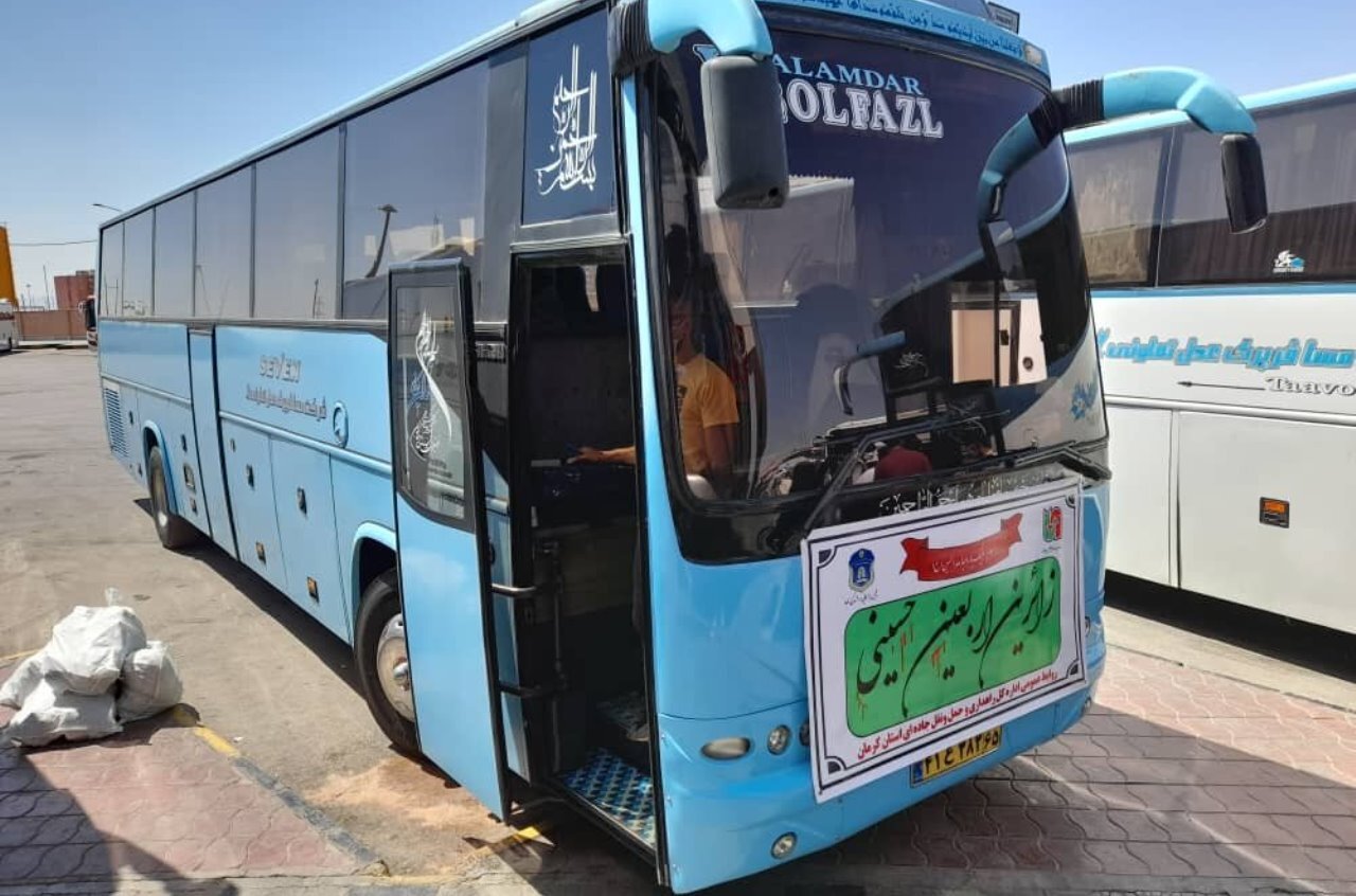 بازگشت زائران هرمزگانی از مرز شلمچه با ۳۰ دستگاه اتوبوس راهداری
