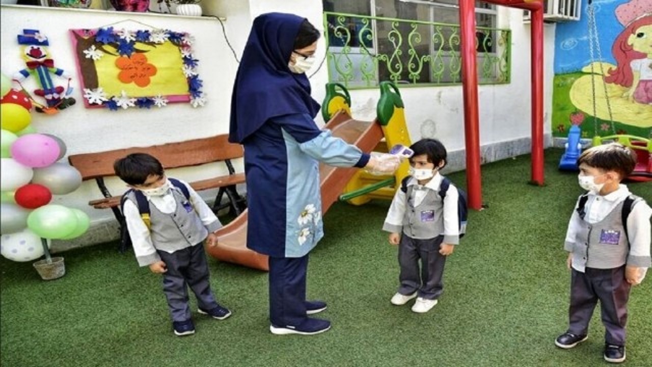 از باز شدن قفل مهدهای کودک تا پنهان شدن لبخند کودکان پشت ماسک