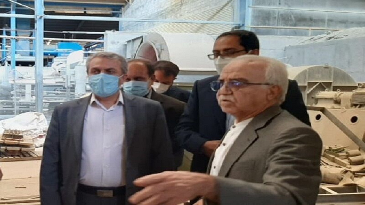 بازدید وزیر صنعت معدن وتجارت از کارخانه آجر دهدشت