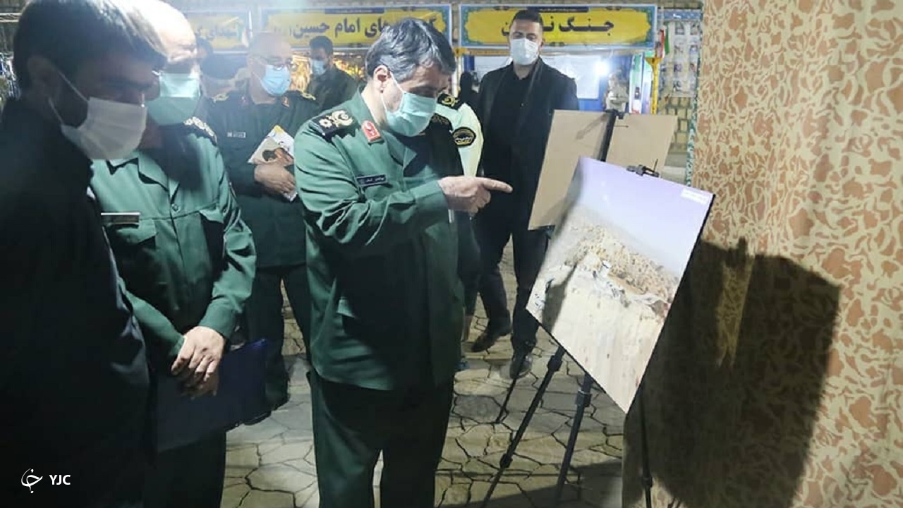 بازدید جانشین رئیس سازمان بسیج مستضعفین از نمایشگاه حماسه در اراک