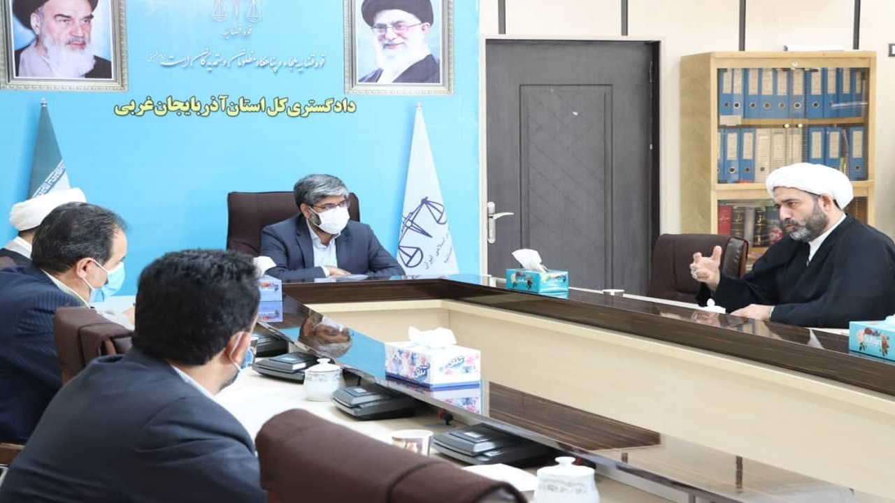 هیات منصفه جرایم مطبوعاتی نهاد مردمی است