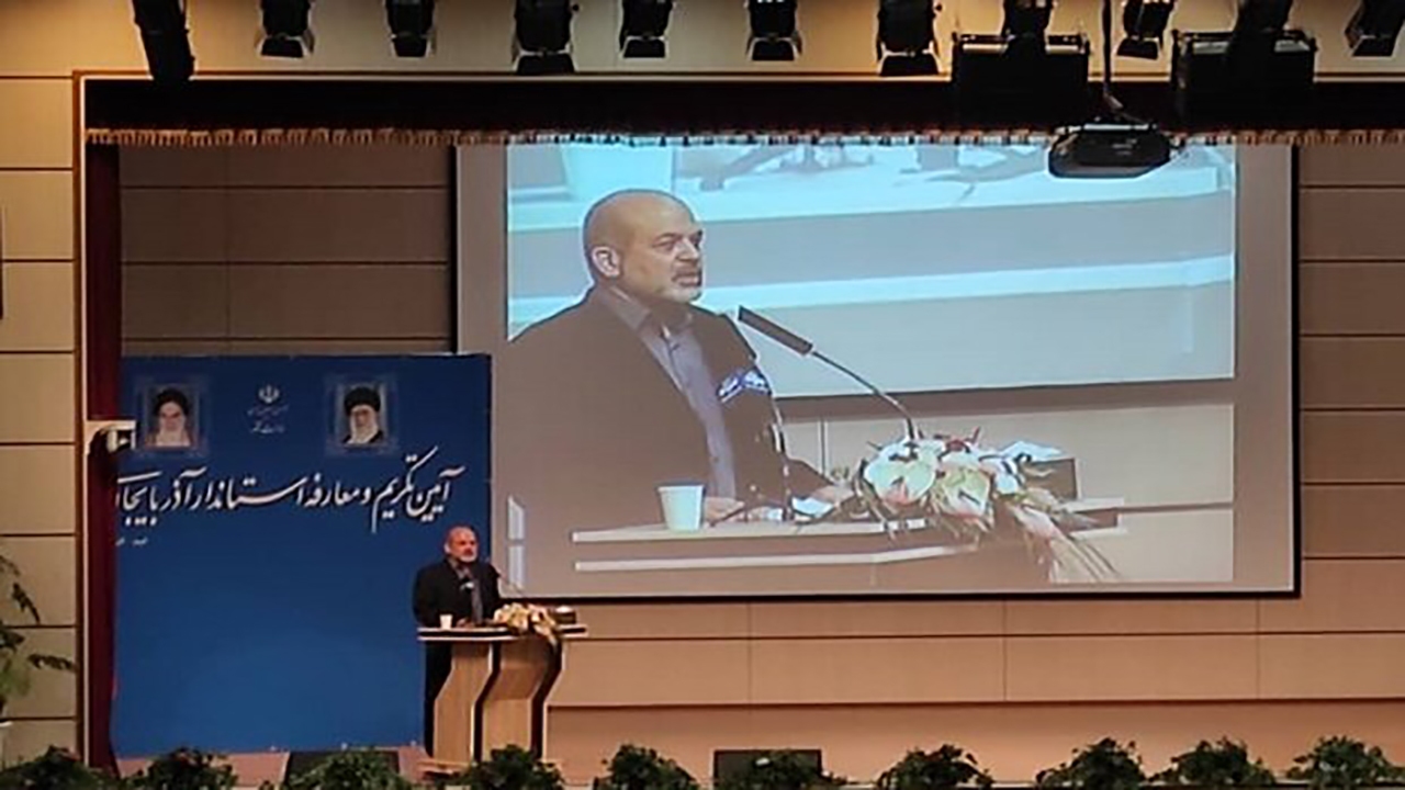 ملت ایران با اقتدار از همه پیچ‌ها عبور می‌کند