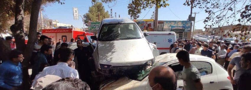 نقص فنیِ خودرو ۴۰۵ در رفسنجان حادثه آفرید نقص فنیِ خودرو ۴۰۵ در رفسنجان حادثه آفرید