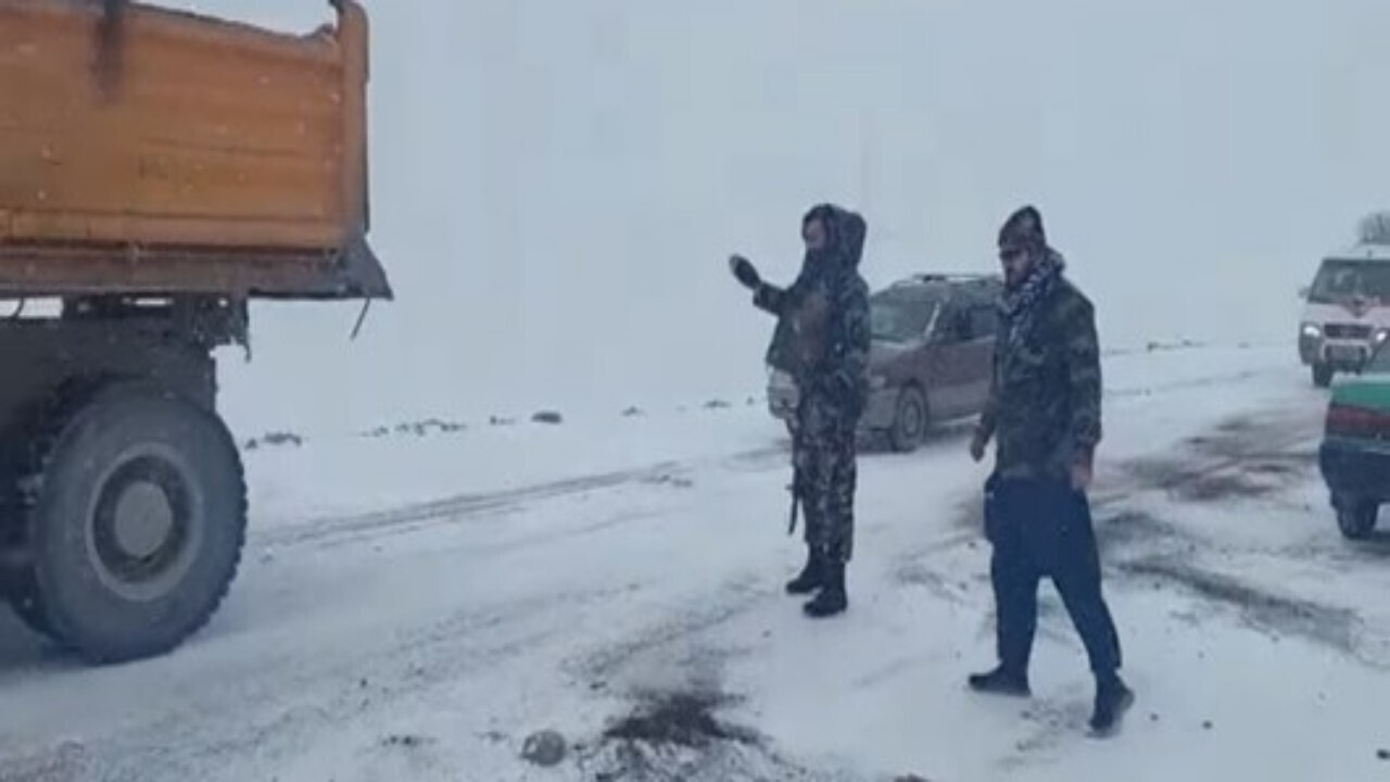 برف کوهستانی
