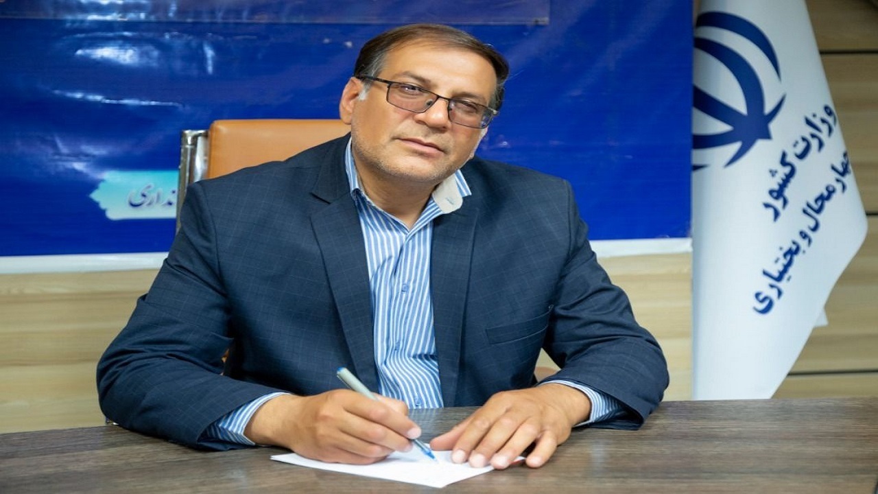 حضور منظم تمامی کارکنان دستگاه‌های اجرایی در محل کار الزامی است