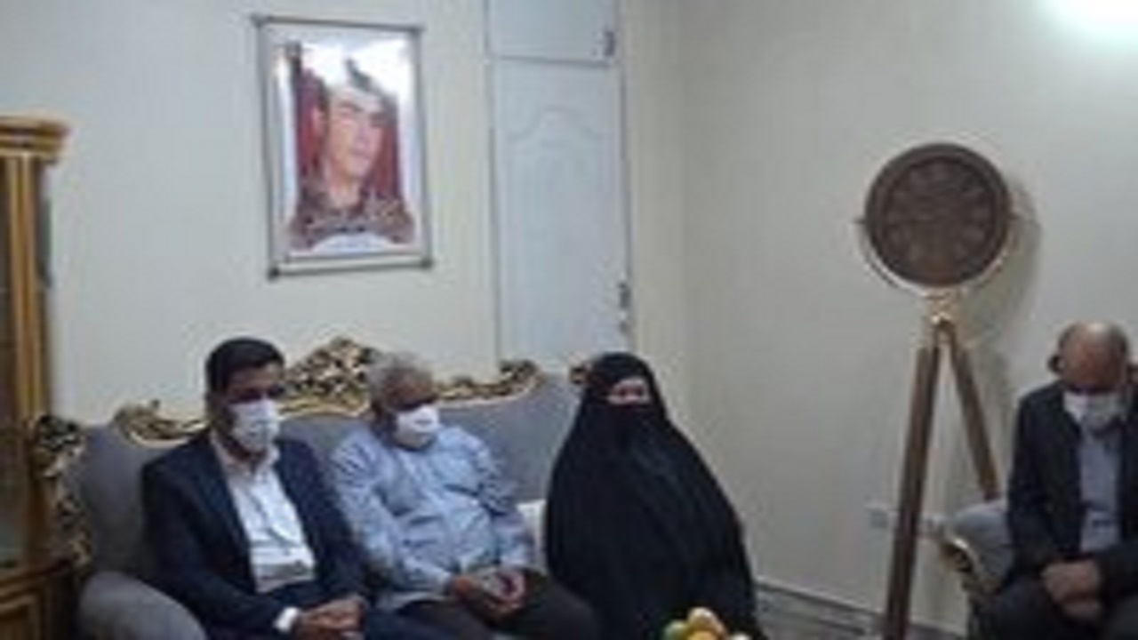 دیدار ورزشکاران گرمساری با خانواده شهید مهرداد زمانی