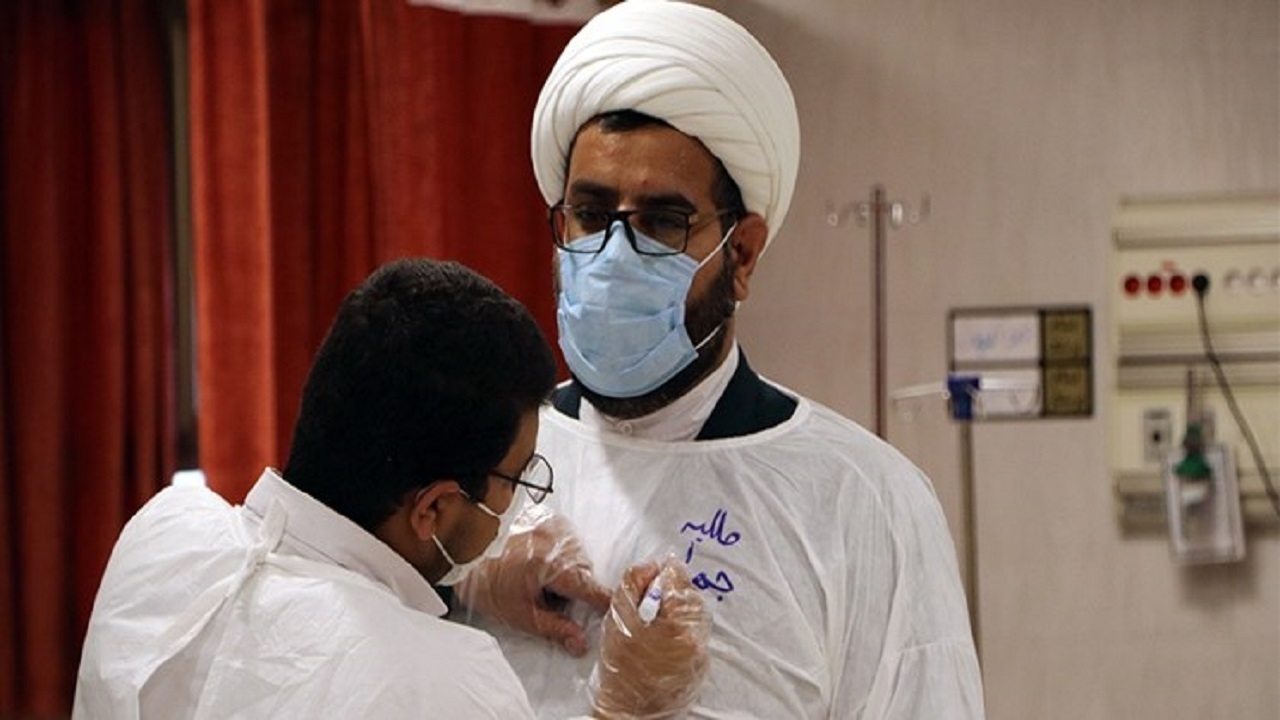 ۱۰۰ طلبه جهادی در خط مقدم مقابله با کرونا در سیستان و بلوچستان