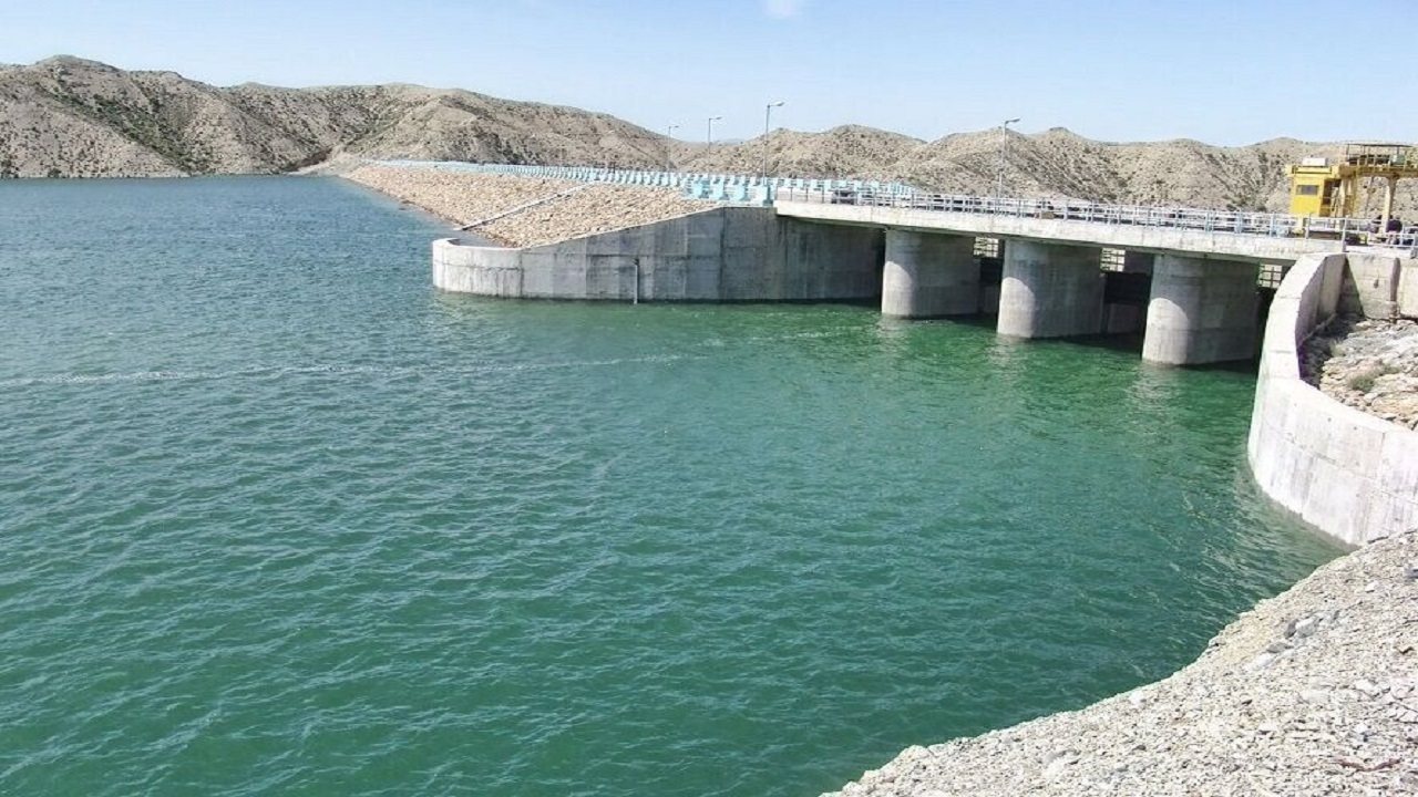 ابراز شگفتی استاندار اصفهان از خودسانسوری در بیان واقعیت‌های آب
