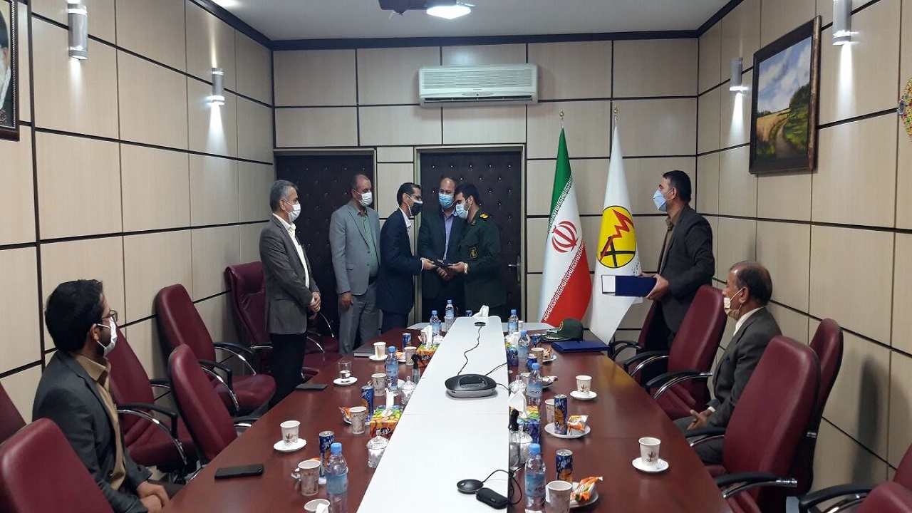 اجرای طرح"شهید عباسپور"در برقراری برق مشترکان سیستان وبلوچستان موثربود