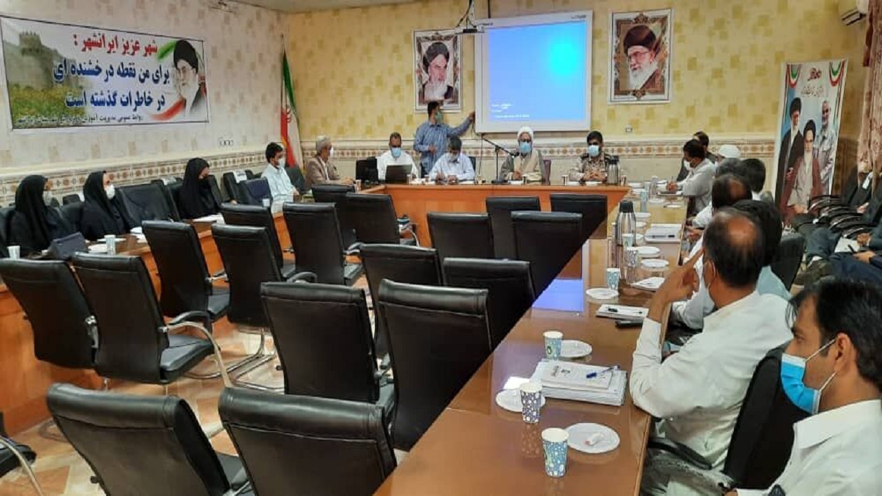 تربیت، علم و بصیرت ملاک اصلی برای دانش آموزان است