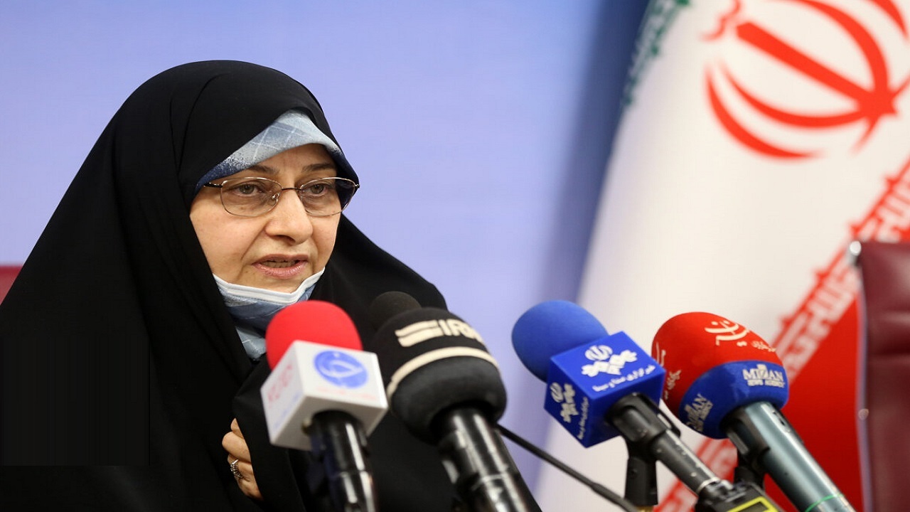 باید خطر پیری جمعیت در کشور مهار شود