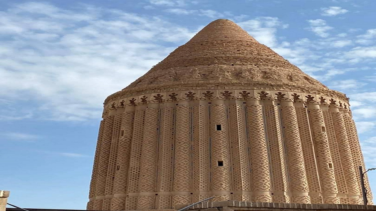 برج علی آباد کاشمر میراثی به جا مانده از سده ۸ هجری قمری