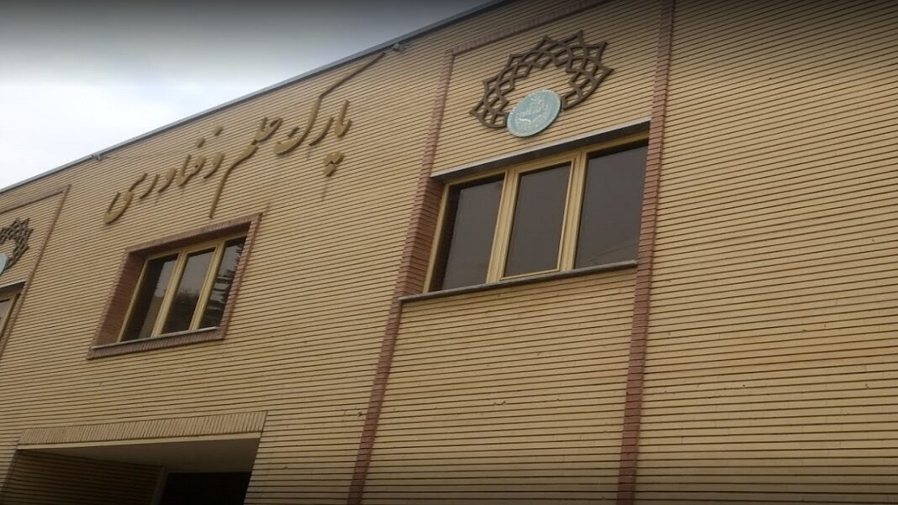 کشور باید از طریق توسعه فناوری به ثروت برسد
