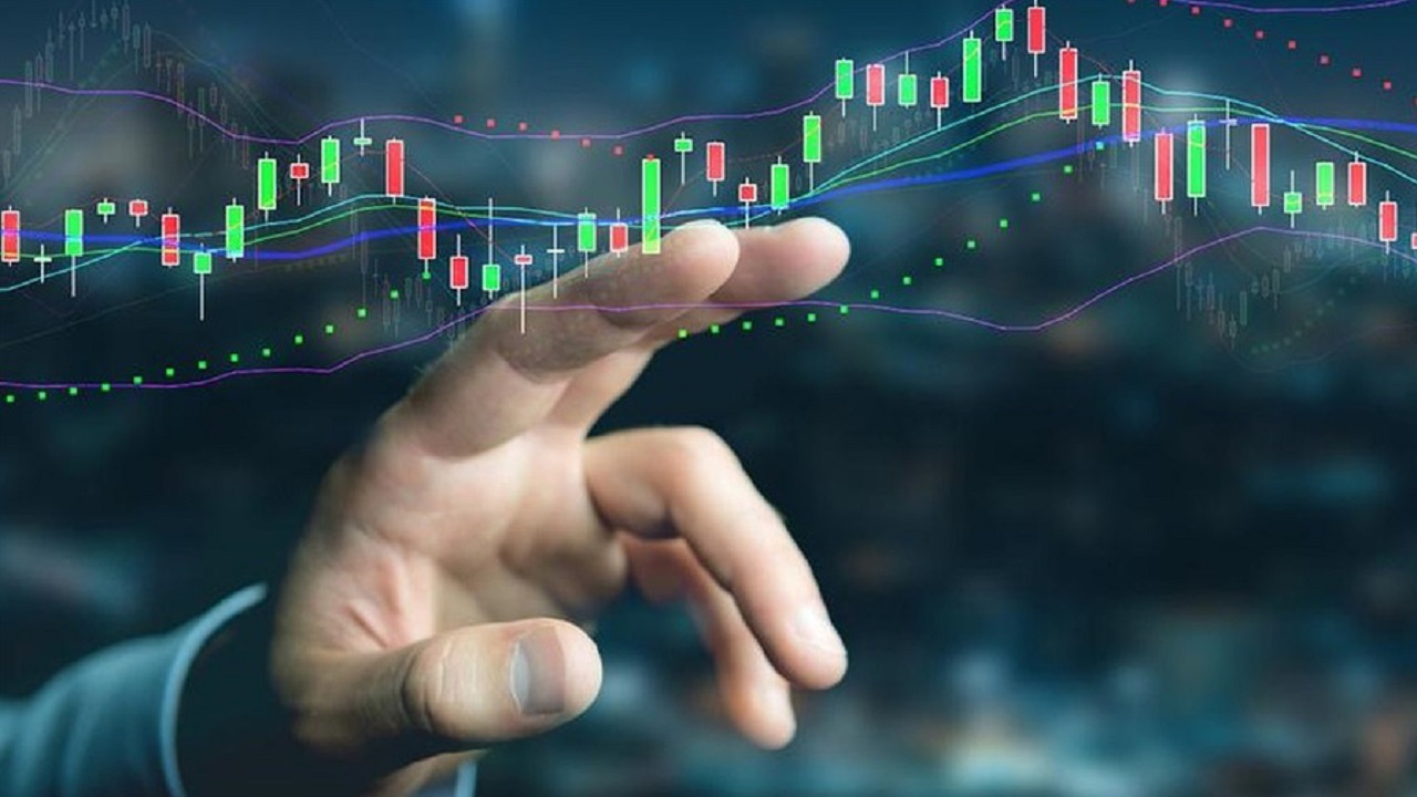 منابع صندوق توسعه ملی نباید صرف حمایت از سهم‌های خاص شود