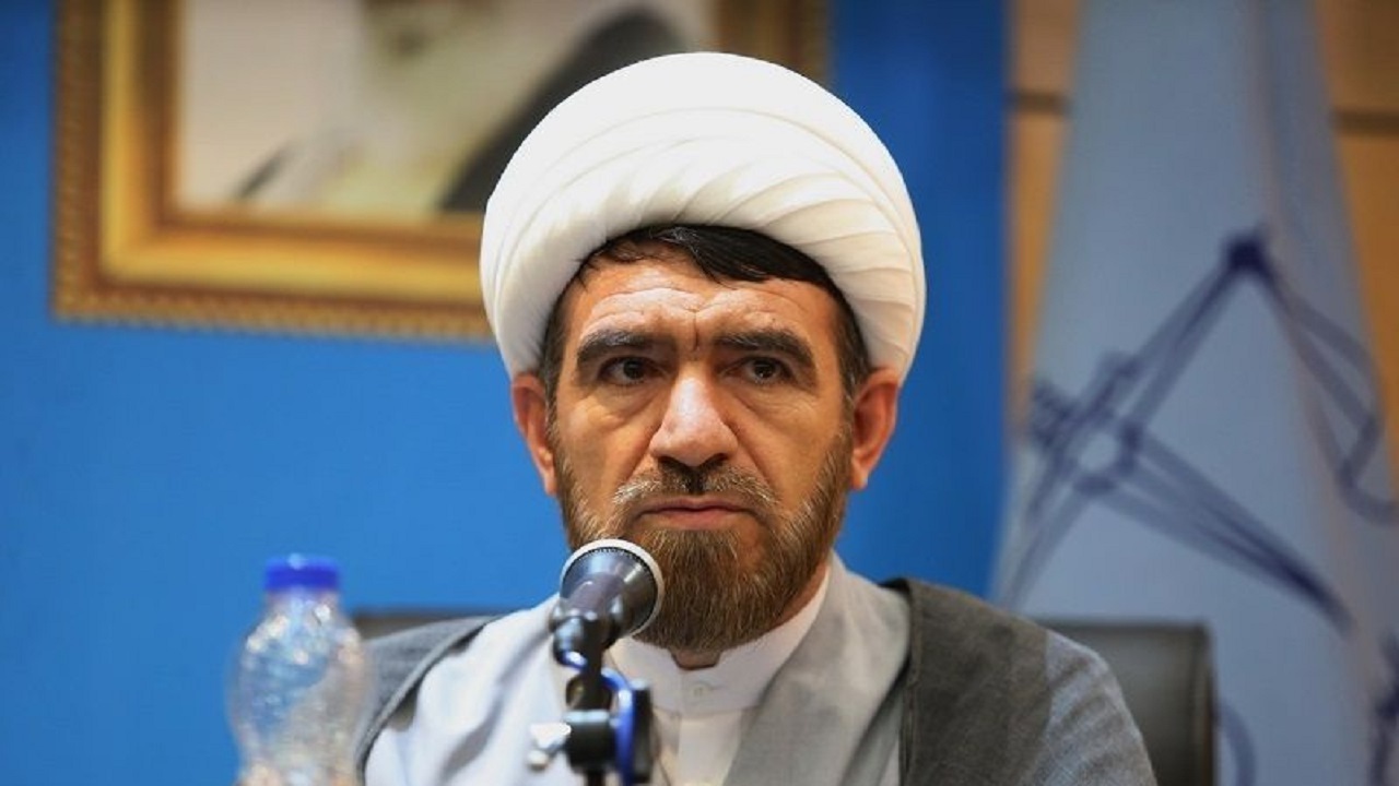 ثبت نام ۱۷ دانش‌آموز فاقد شناسنامه در قم