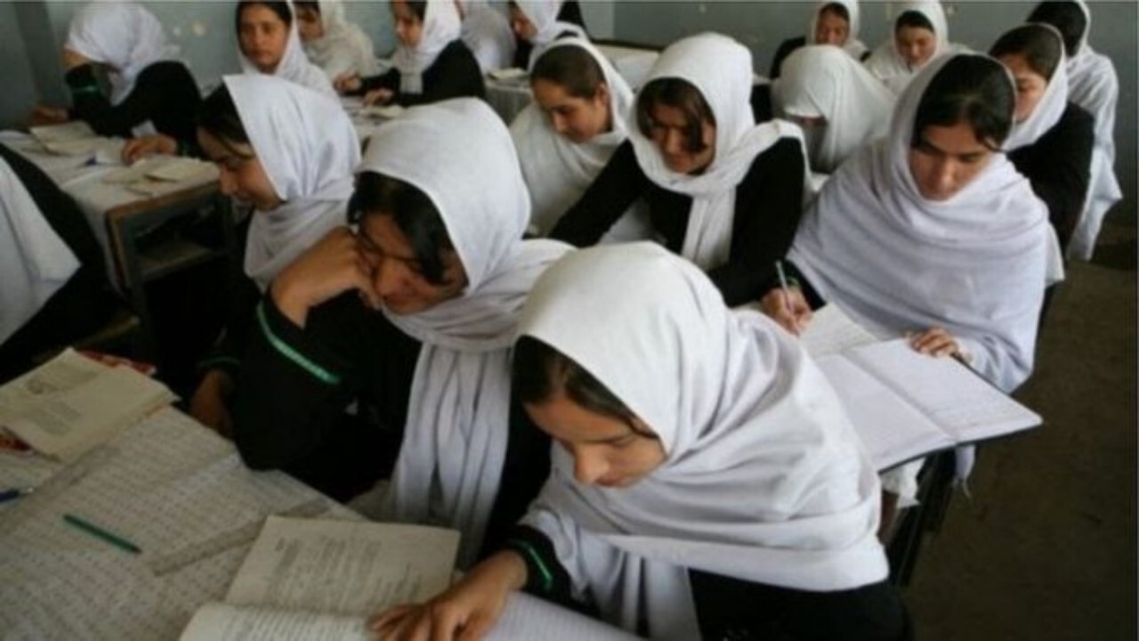 متعهد به آموزش دختران هستیم/ به زودی مکاتب باز می شوند