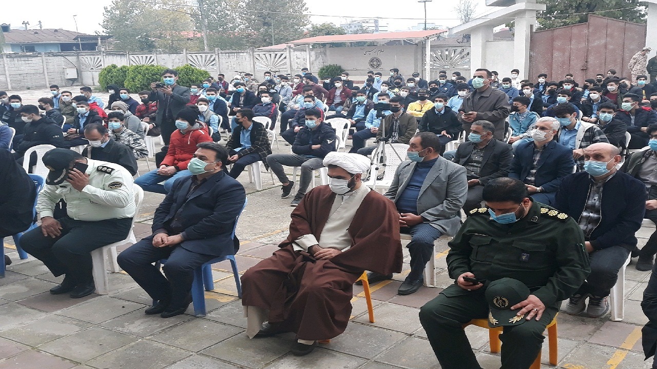 نواخته شدن زنگ استکبار ستیزی در مدارس گیلان