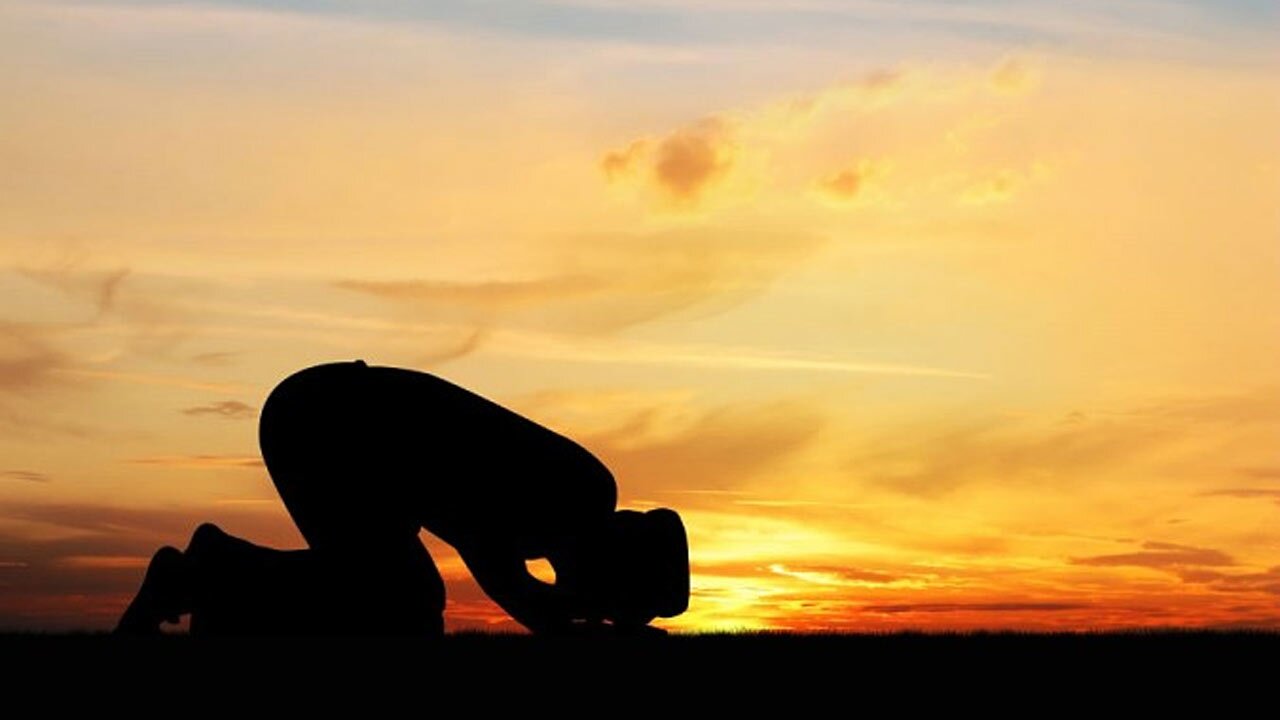 اسرار و معجزات نماز در زندگی + فیلم