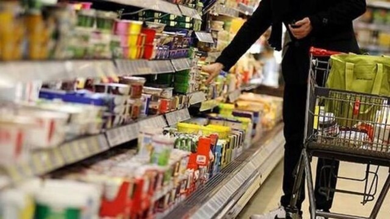 افزایش قیمت کالاهای اساسی ارتباطی با ستاد تنظیم بازار ندارد