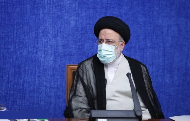 هیچ خط قرمزی ندارم؛ نه دفترم، نه معاونینم و نه وزرا/ مردم شاید فقر و سختی‌های معیشتی را تحمل کنند، اما فساد را نمی‌پذیرند