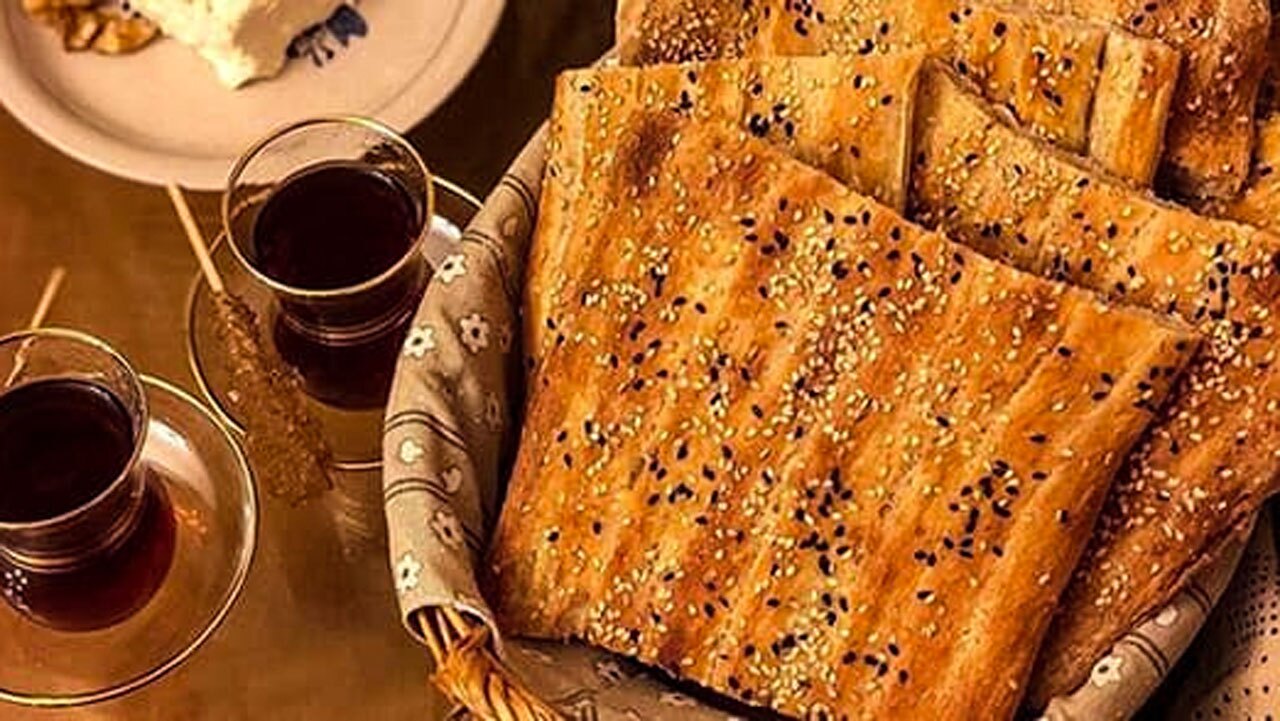 طرز تهیه نان بربری خانگی + فیلم