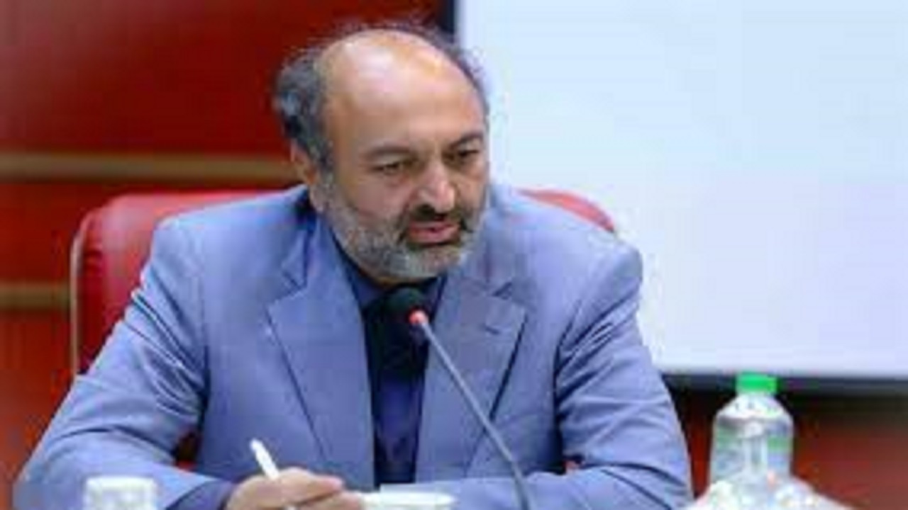 زیرگذر راه آهن یانس آباد آبیک کی به بهره برداری می‌رسد؟