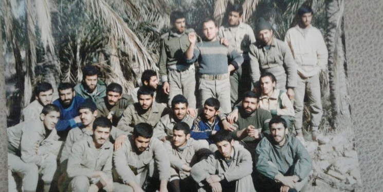 روایتی از شهید دانش&zwnj;آموز دفاع مقدس تا شهید علی لندی؛ دانش آموزانی که گلچین شدند