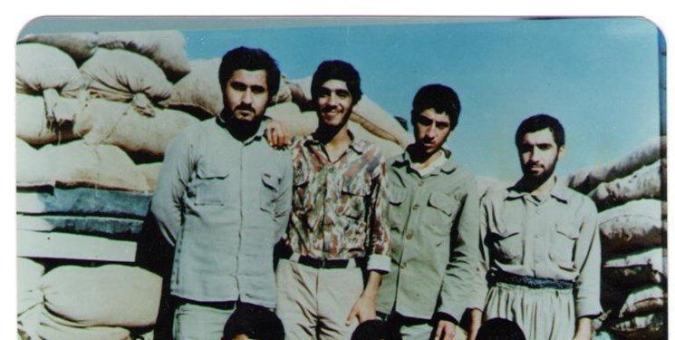 روایتی از شهید دانش&zwnj;آموز دفاع مقدس تا شهید علی لندی؛ دانش آموزانی که گلچین شدند