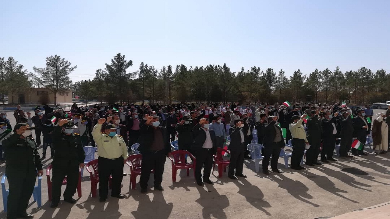 اجتماع بزرگ ۱۳ آبان در شهرستان خاتم+تصویر