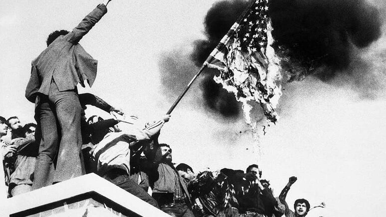 اگر دانشجویان لانه جاسوسی را تسخیر نمی‌کردند چه می‌شد؟