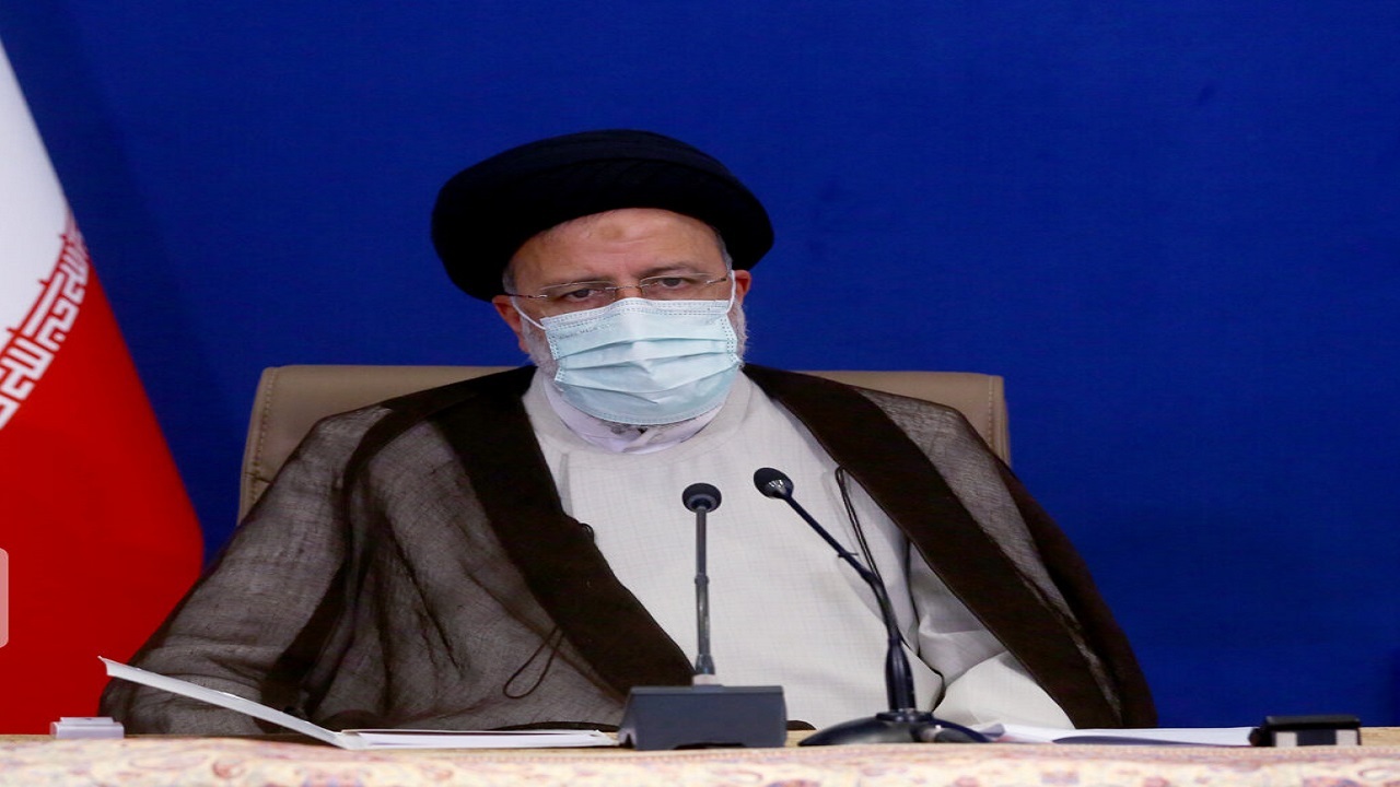 استکبار ستیزی در حوزه اقتصادی هم جلوه داشته باشد