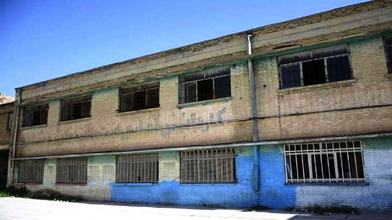 ۴۰ مدرسه سقز در آستانه فرسودگی است